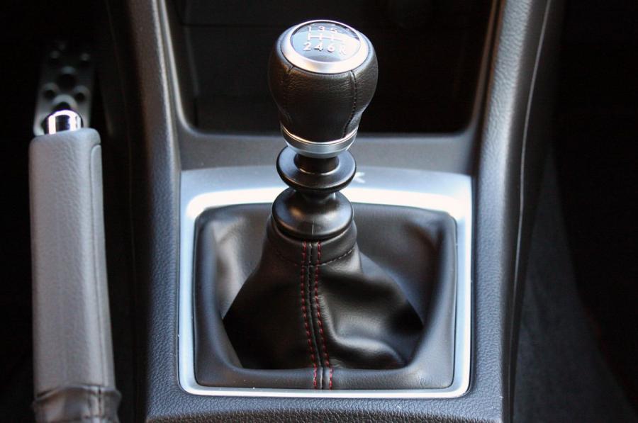  Subaru WRX 2015 года  (фото 46 из 115)